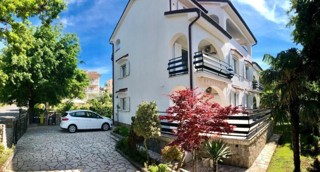 Apartments Bella Vita 2 Malinska Exterior photo